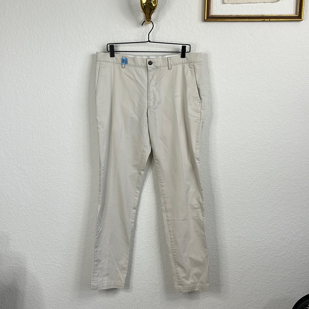 Club Monaco Flat Front Khaki Chinos Trousers Pants